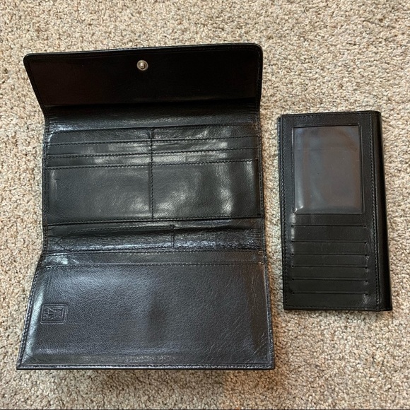 TUSK LUXURY snakeskine leather checkbook wallet. EUC - Picture 5 of 5